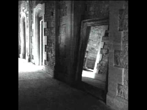 Interstice