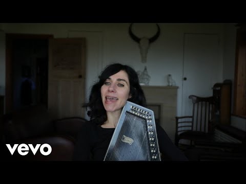 PJ Harvey - The Words That Maketh Murder