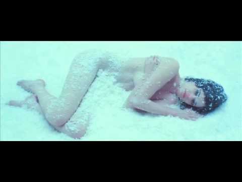 Cocteau Twins - Sea, Swallow Me