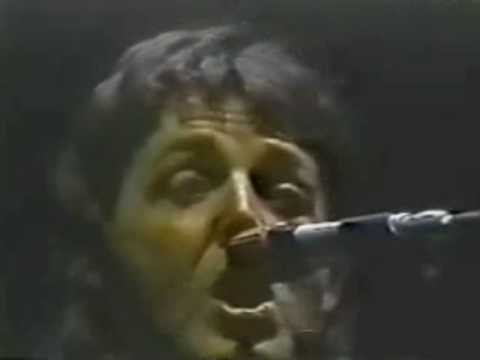 The Beatles - Blackbird
