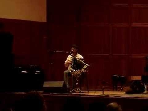 Les Trois Frères Roy