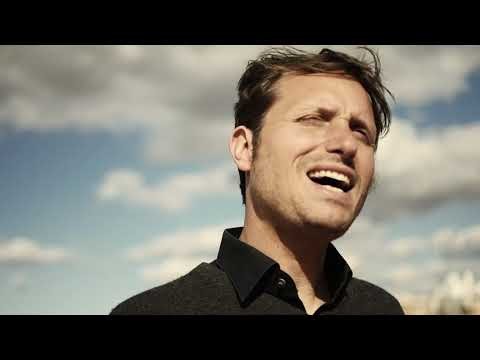 Sleepwalker's station - Uno di noi (official video)