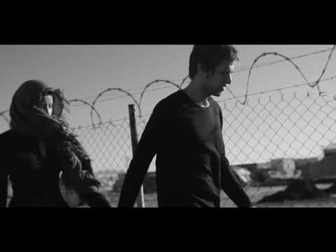 Pasado y Presente (feat. Lucrecia Dalt)