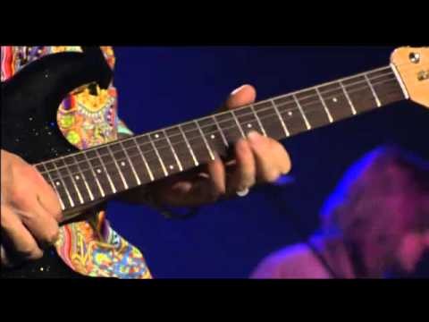 While My Guitar Gently Weeps