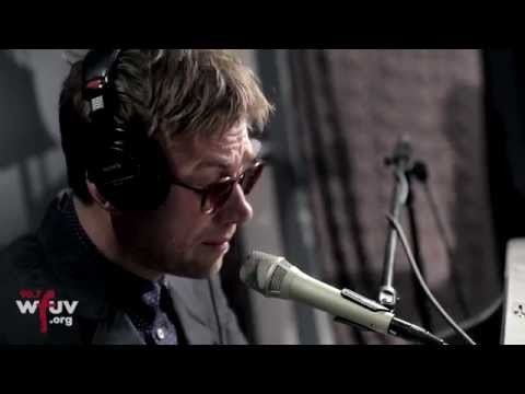 Damon Albarn - Hollow Ponds