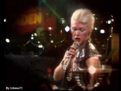 I Love The Nightlife (disco 'round)