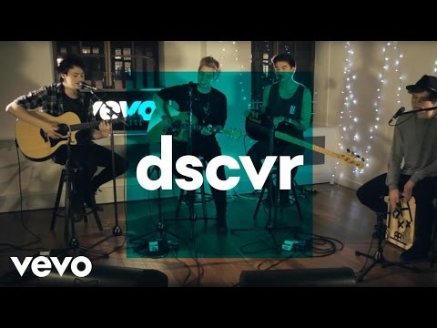 She Looks So Perfect (vevo Dscvr) (acoustic)