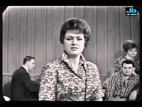 Leavin' On Your Mind - Single Version
