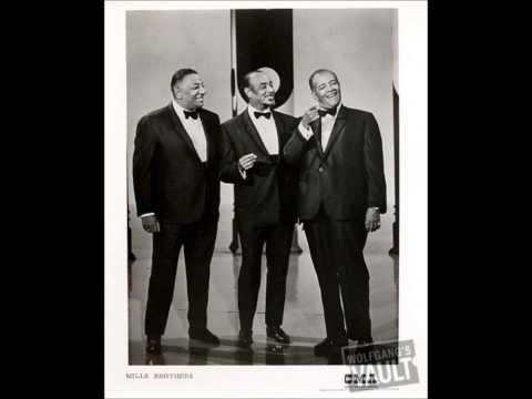 The Mills Brothers - Stardust